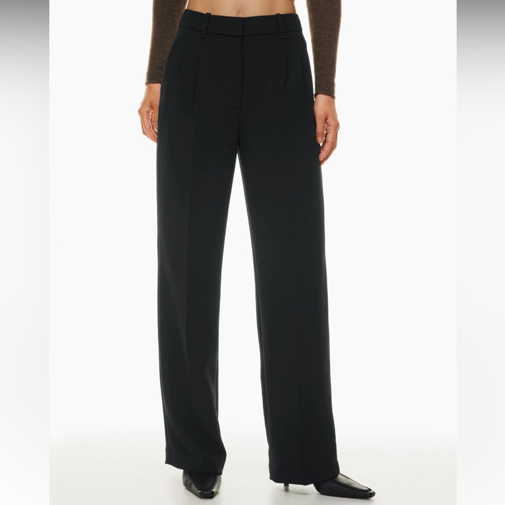 Aritzia Black Effortless Pant Wilfred Size 6